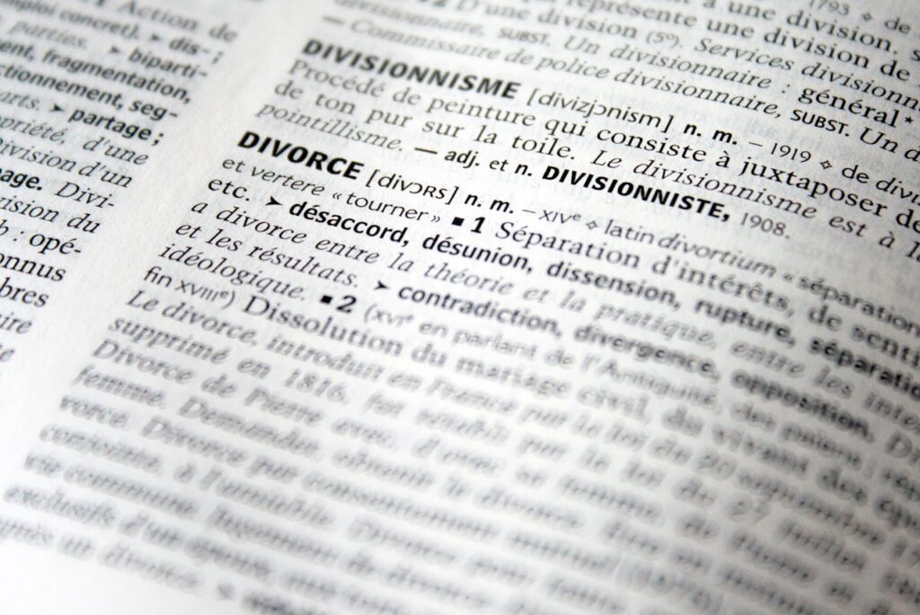 離婚した相手の借金をどう解決するべきか？