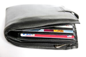 クレジットカードの滞納について相談する際の注意点は？