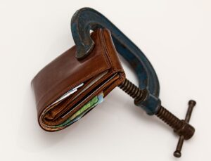 借金の返済方法は初心者でもできる？